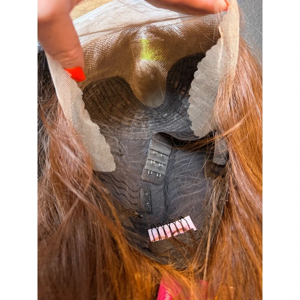 Chelsey smith crowns in petite cap